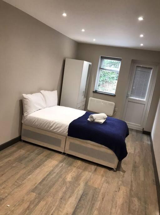 Bedfont House *